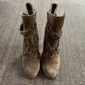 John Camuto Rubidio brown suede booties